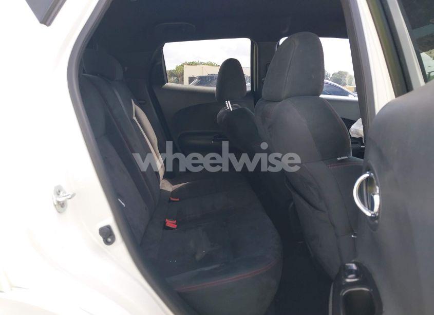 Photo 8 of 2015 Nissan Juke NISMO (VIN JN8AF5MV9FT562688)