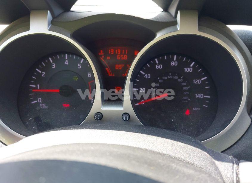 Photo 7 of 2011 Nissan Juke S (VIN JN8AF5MVXBT006383)