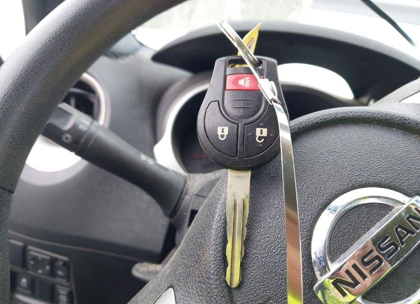 Photo 11 of 2011 Nissan Juke S (VIN JN8AF5MVXBT007629)