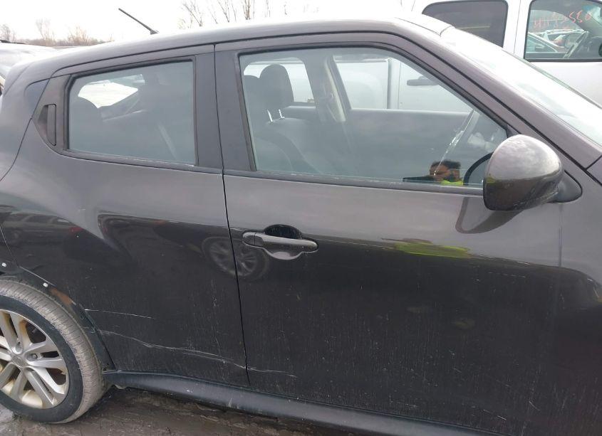 Photo 14 of 2011 Nissan Juke S (VIN JN8AF5MVXBT007629)