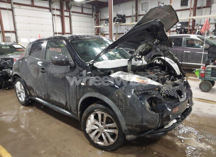 2011 Nissan Juke SV (VIN JN8AF5MVXBT010109) main photo