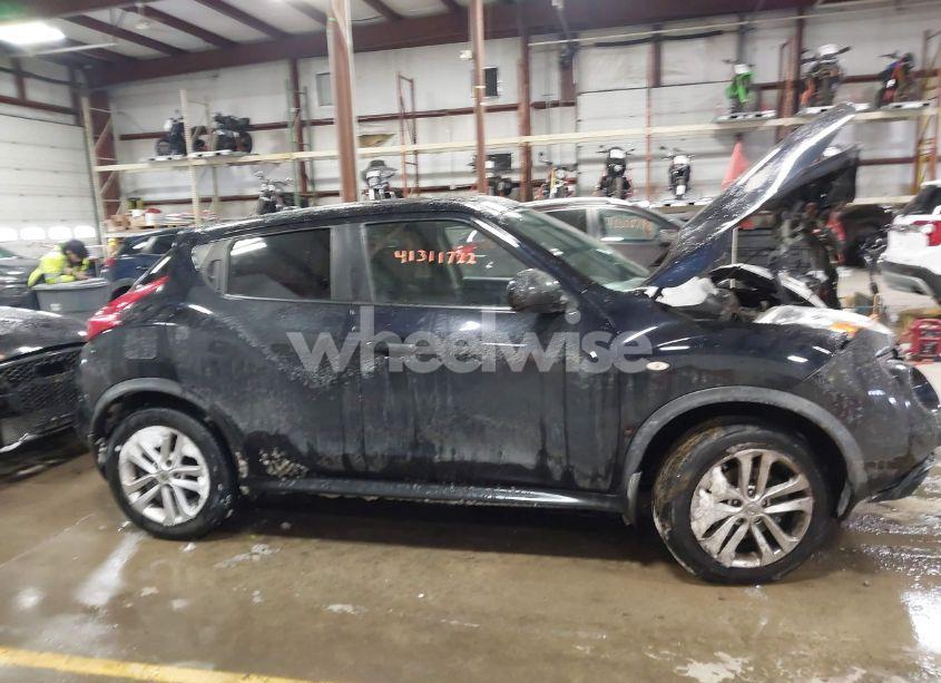 Photo 13 of 2011 Nissan Juke SV (VIN JN8AF5MVXBT010109)