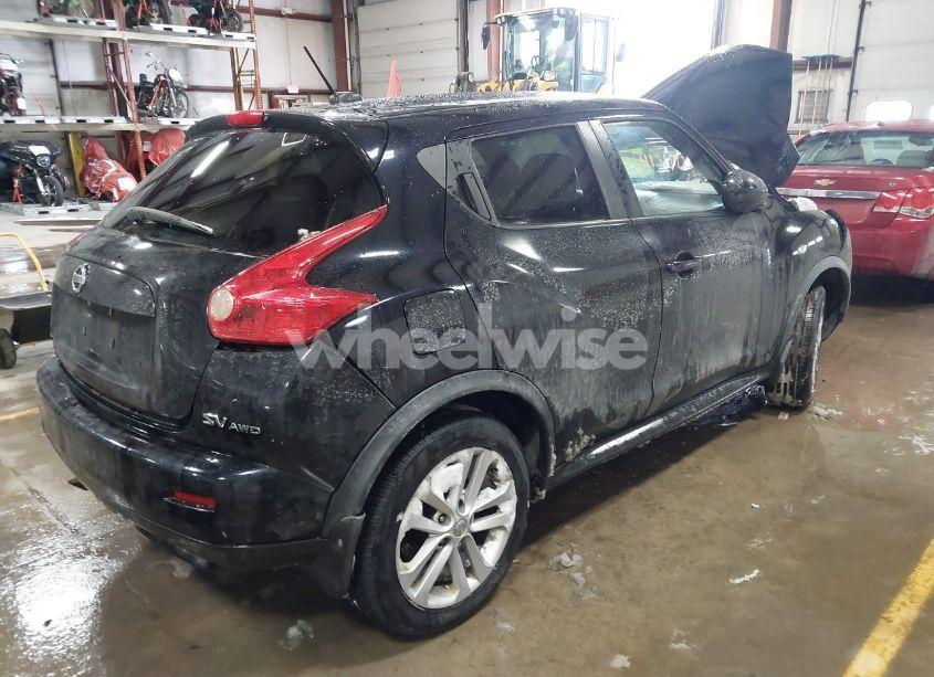 Photo 4 of 2011 Nissan Juke SV (VIN JN8AF5MVXBT010109)