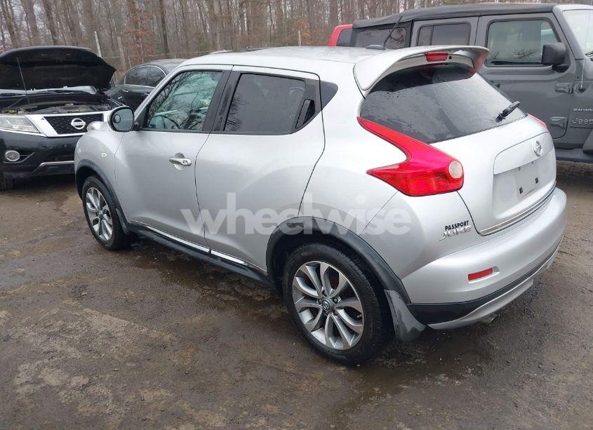 Photo 3 of 2013 Nissan Juke SV (VIN JN8AF5MVXDT208109)