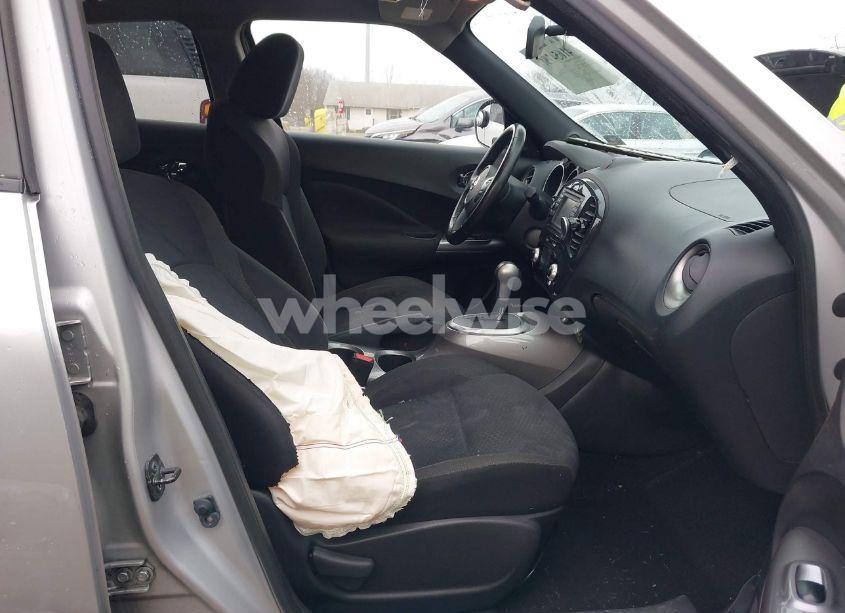 Photo 5 of 2013 Nissan Juke SV (VIN JN8AF5MVXDT208109)