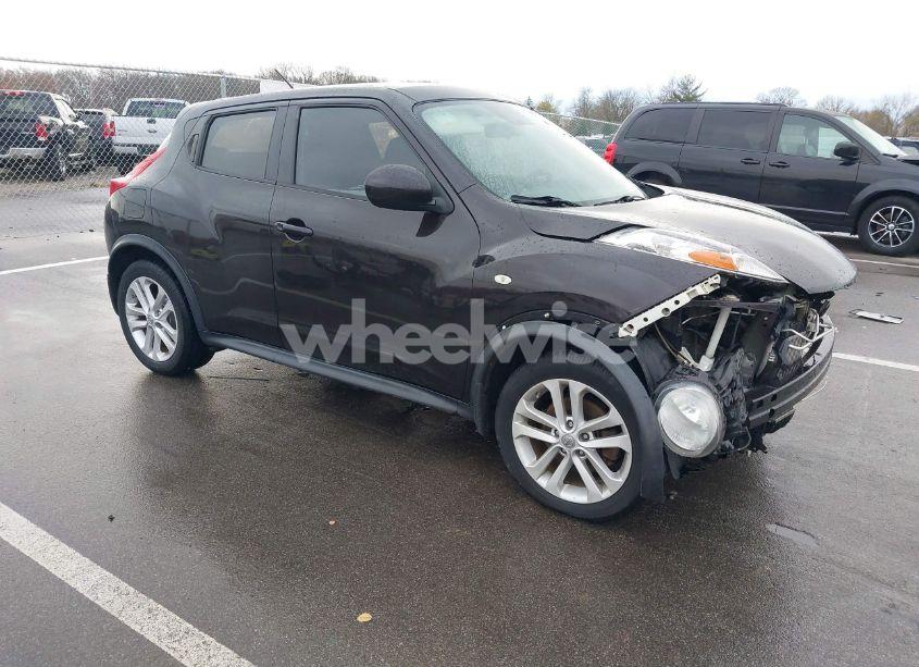 2014 Nissan Juke S (VIN JN8AF5MVXET362093) main photo