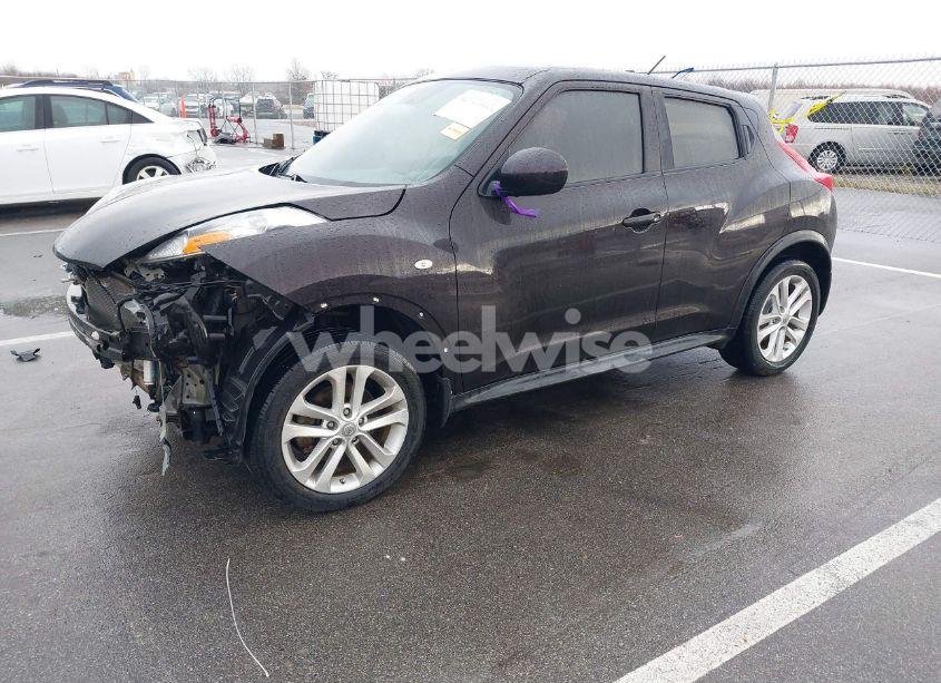 Photo 2 of 2014 Nissan Juke S (VIN JN8AF5MVXET362093)