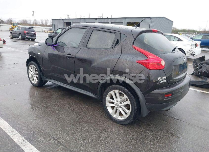 Photo 3 of 2014 Nissan Juke S (VIN JN8AF5MVXET362093)