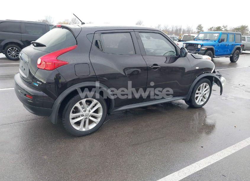Photo 4 of 2014 Nissan Juke S (VIN JN8AF5MVXET362093)