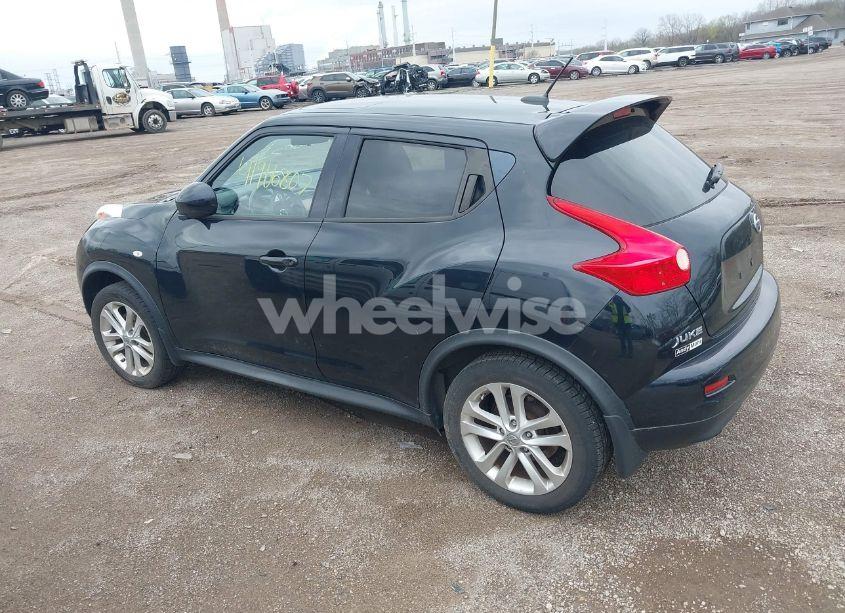 Photo 3 of 2014 Nissan Juke SL (VIN JN8AF5MVXET363325)