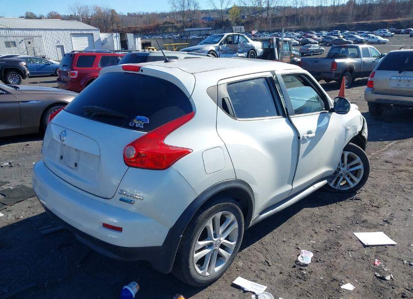 Photo 4 of 2014 Nissan Juke SL (VIN JN8AF5MVXET363762)