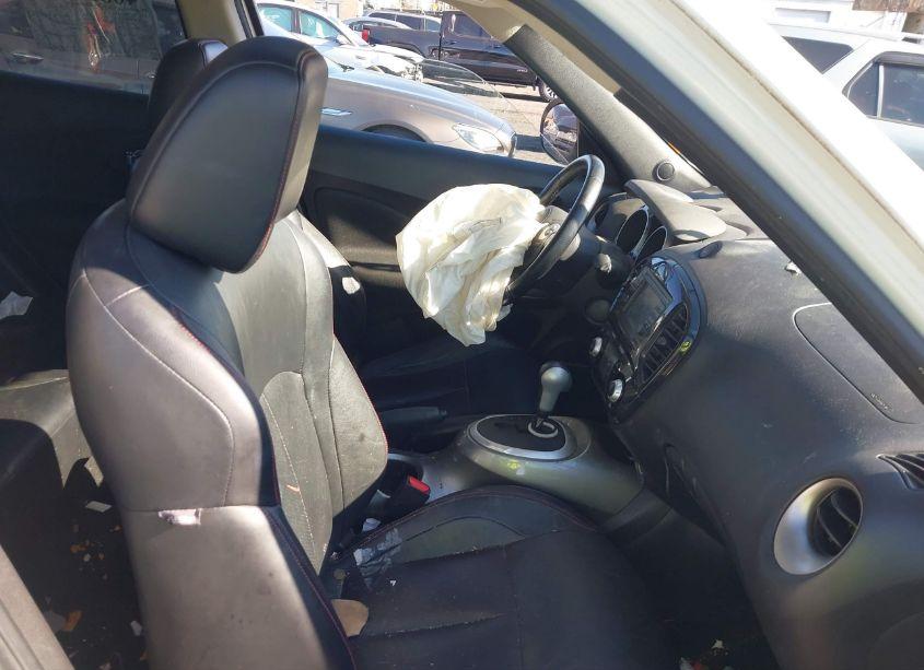 Photo 5 of 2014 Nissan Juke SL (VIN JN8AF5MVXET363762)