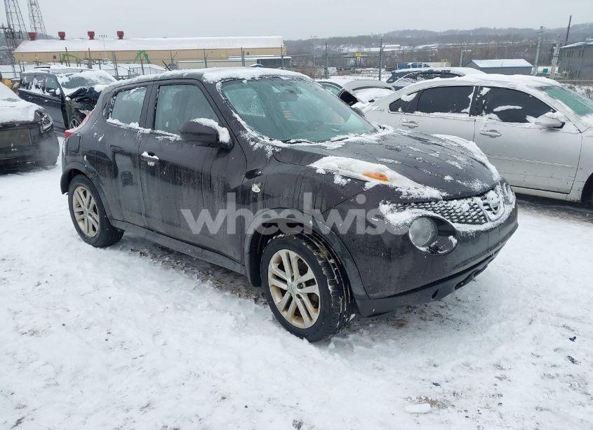 2014 Nissan Juke S (VIN JN8AF5MVXET481715) main photo