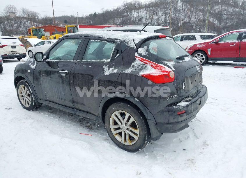 Photo 3 of 2014 Nissan Juke S (VIN JN8AF5MVXET481715)