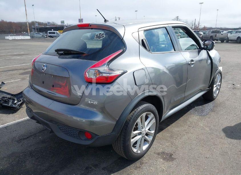 Photo 4 of 2015 Nissan Juke S (VIN JN8AF5MVXFT553675)