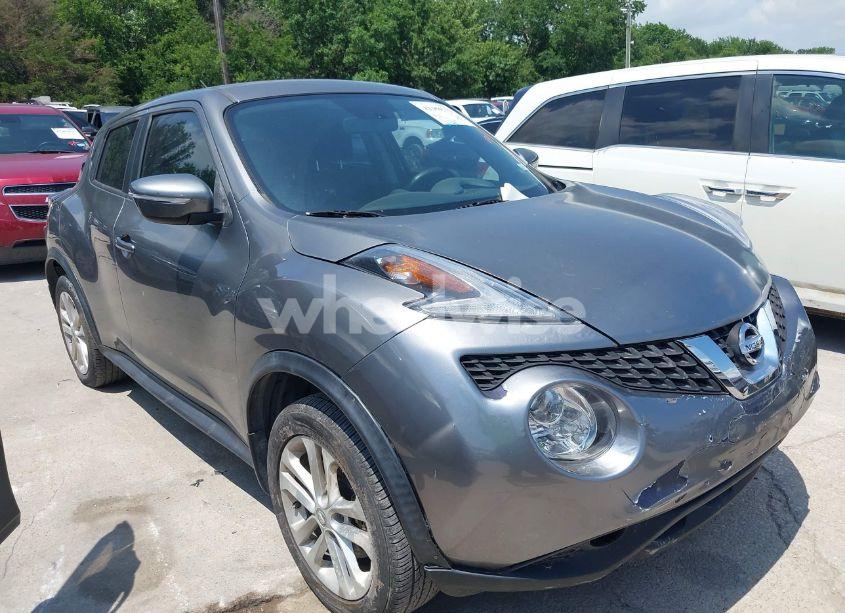 2015 Nissan Juke S (VIN JN8AF5MVXFT561291) main photo