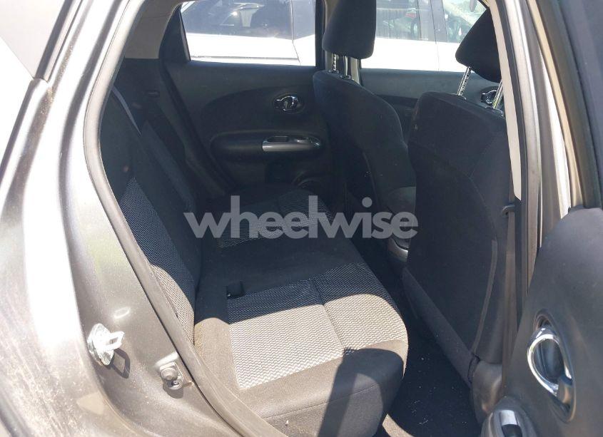 Photo 8 of 2015 Nissan Juke S (VIN JN8AF5MVXFT561291)