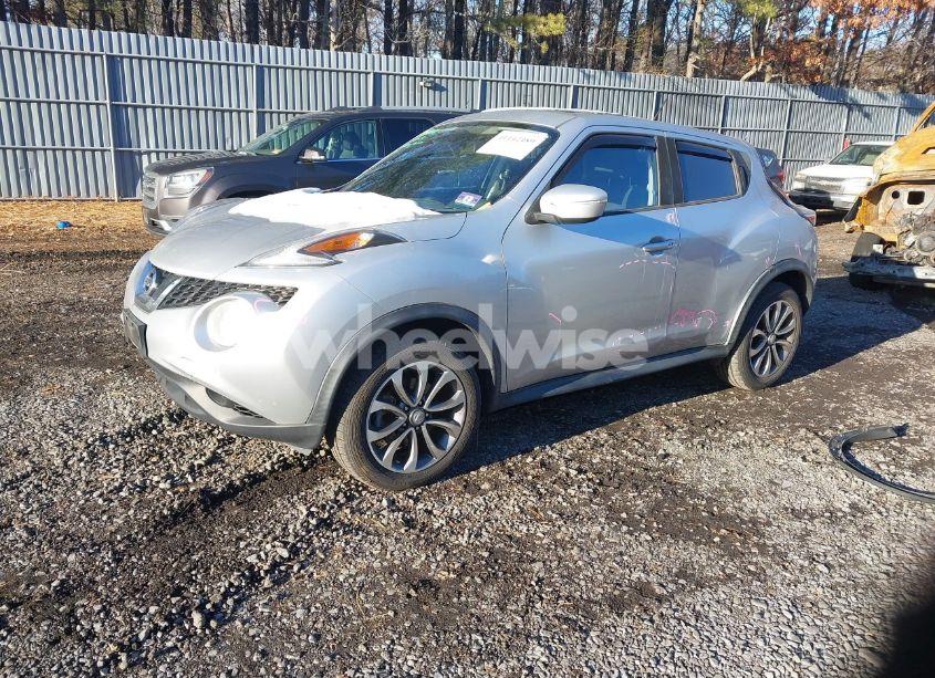 Photo 2 of 2017 Nissan Juke SV (VIN JN8AF5MVXHT753345)