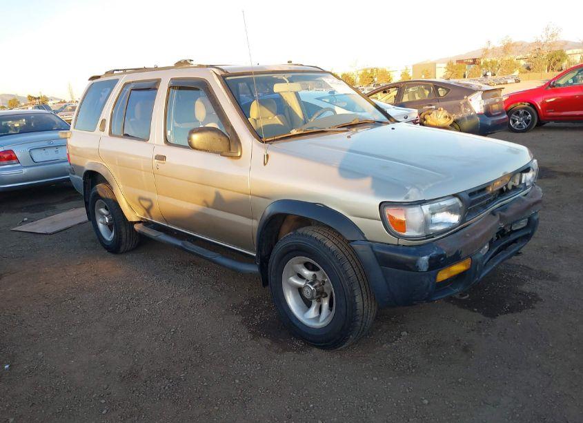 1996 Nissan Pathfinder XE/LE (VIN JN8AR05S0TW047569) main photo
