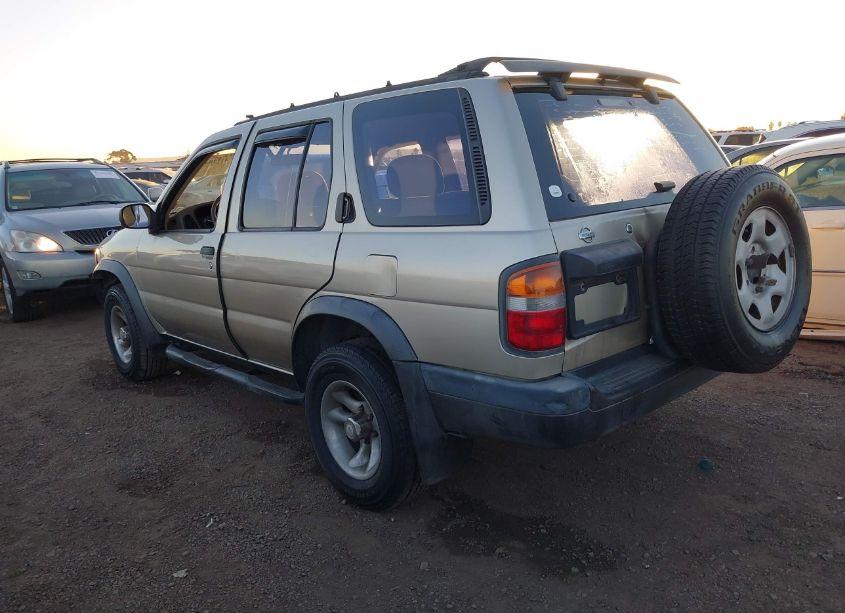 Photo 3 of 1996 Nissan Pathfinder XE/LE (VIN JN8AR05S0TW047569)