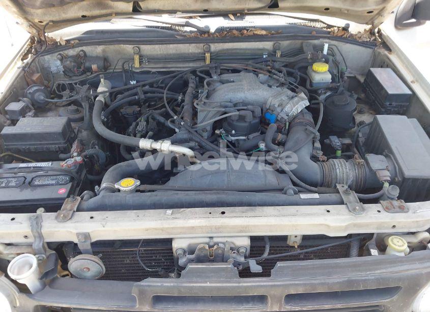 Photo 10 of 1998 Nissan Pathfinder LE/XE (VIN JN8AR05S1WW244559)