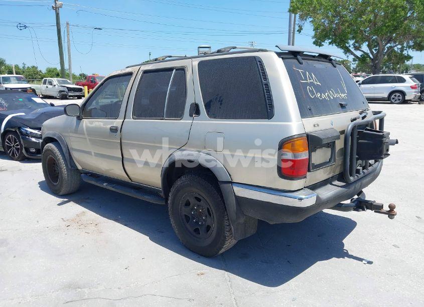 Photo 3 of 1998 Nissan Pathfinder LE/XE (VIN JN8AR05S1WW244559)