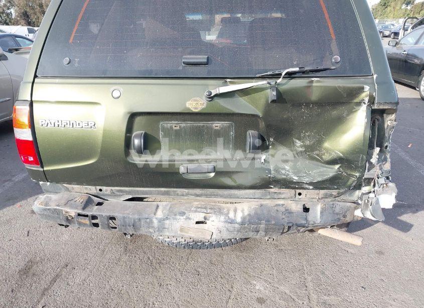 Photo 6 of 1998 Nissan Pathfinder LE/XE (VIN JN8AR05S2WW230931)