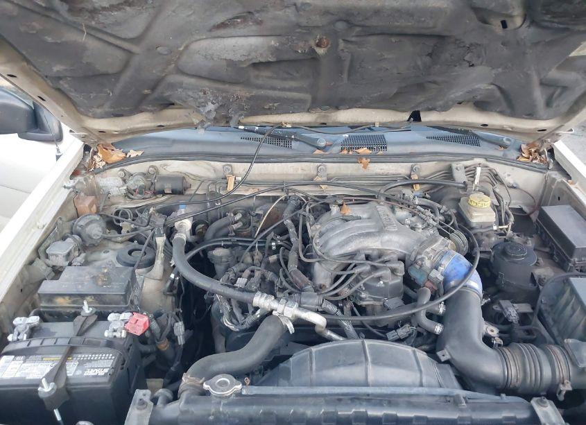 Photo 10 of 1998 Nissan Pathfinder LE/XE (VIN JN8AR05S4WW218134)