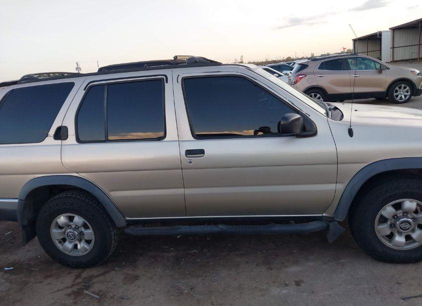 Photo 13 of 1998 Nissan Pathfinder LE/XE (VIN JN8AR05S4WW218134)