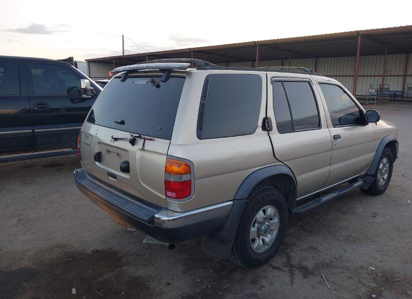 Photo 4 of 1998 Nissan Pathfinder LE/XE (VIN JN8AR05S4WW218134)