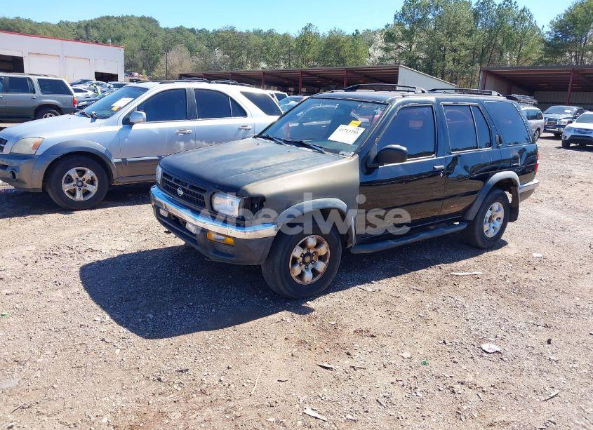 Photo 2 of 1998 Nissan Pathfinder LE/XE (VIN JN8AR05S9WW272254)