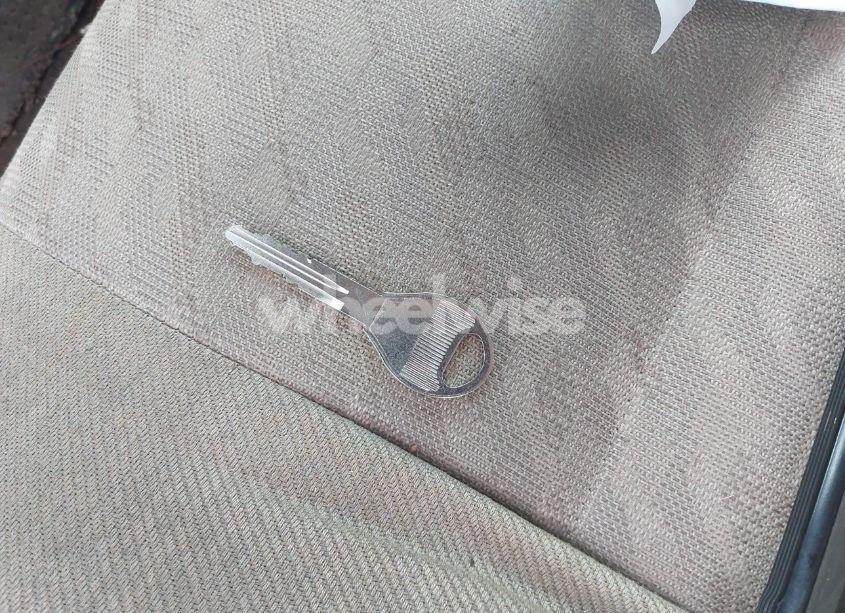 Photo 11 of 1998 Nissan Pathfinder LE/XE (VIN JN8AR05SXWW286213)