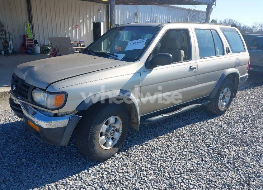 Photo 2 of 1998 Nissan Pathfinder LE/XE (VIN JN8AR05SXWW286213)