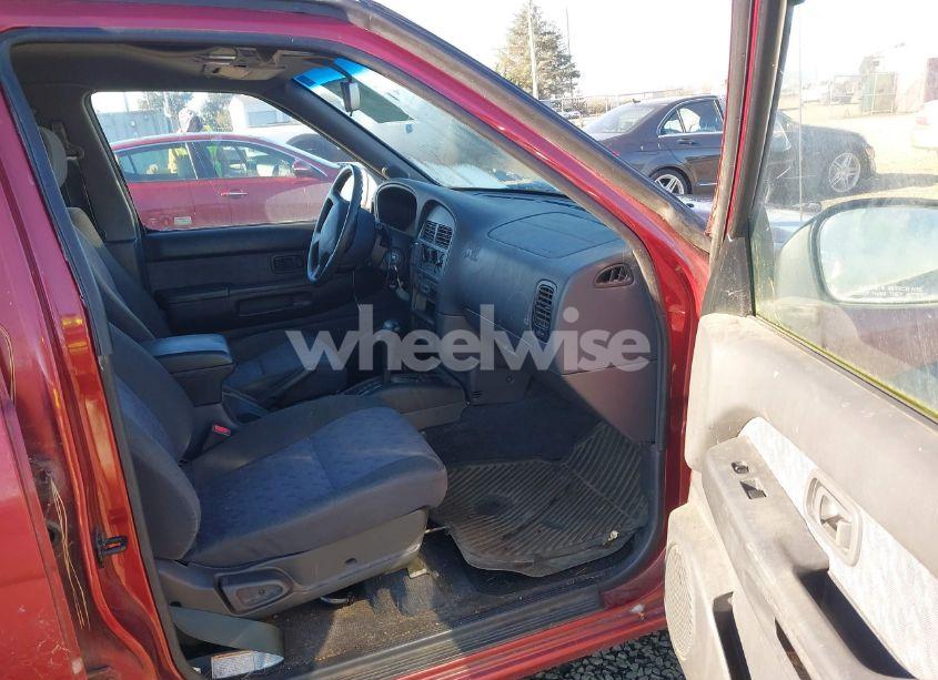 Photo 5 of 1996 Nissan Pathfinder LE/SE/XE (VIN JN8AR05Y1TW000913)