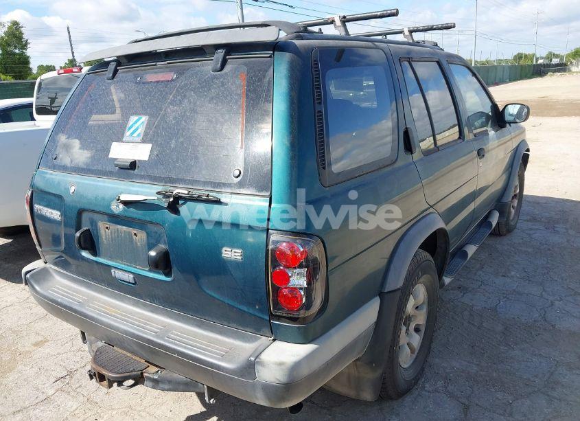 Photo 4 of 1996 Nissan Pathfinder LE/SE/XE (VIN JN8AR05Y2TW008258)