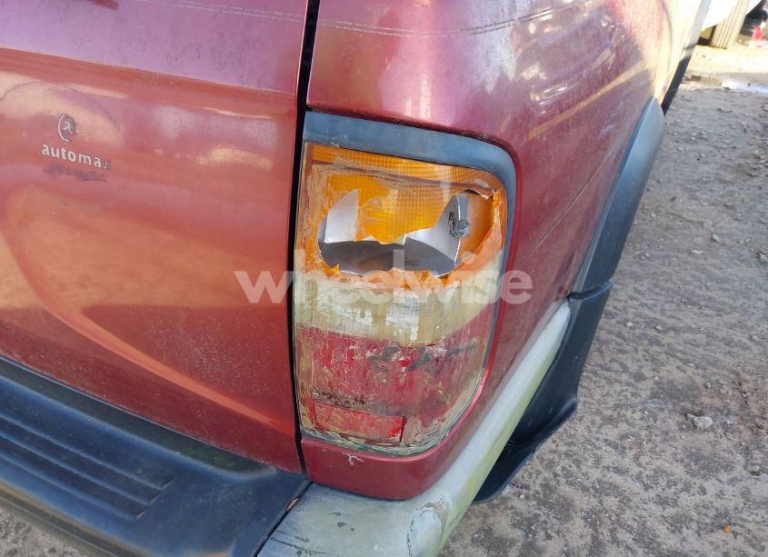 Photo 12 of 1996 Nissan Pathfinder LE/SE/XE (VIN JN8AR05Y3TW012884)