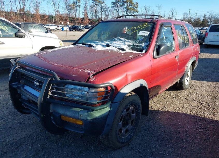 Photo 2 of 1996 Nissan Pathfinder LE/SE/XE (VIN JN8AR05Y4TW030102)