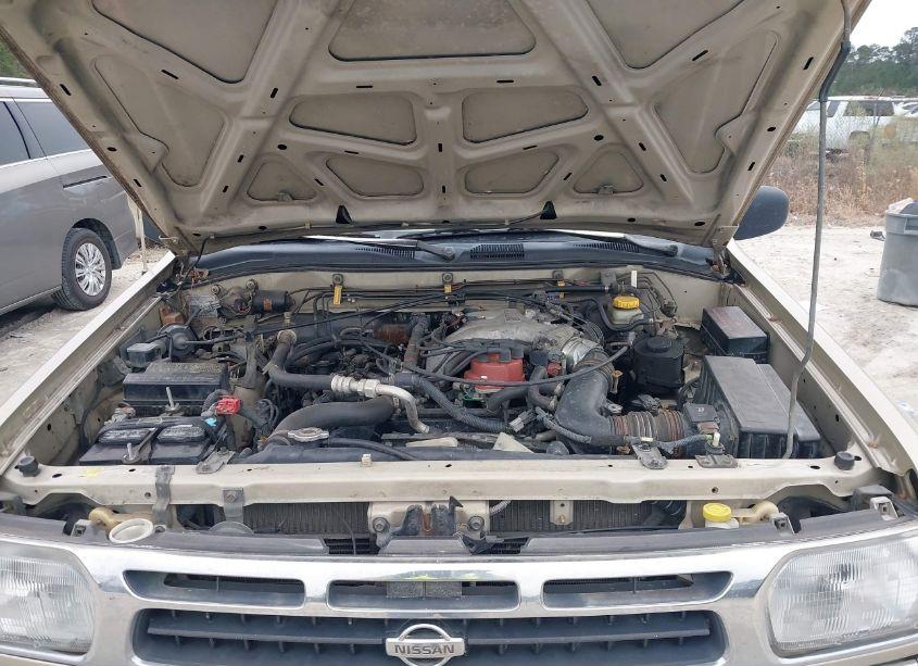 Photo 10 of 1998 Nissan Pathfinder LE/SE/XE (VIN JN8AR05Y4WW277690)