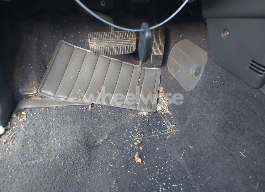 Photo 11 of 1998 Nissan Pathfinder LE/SE/XE (VIN JN8AR05Y4WW278998)