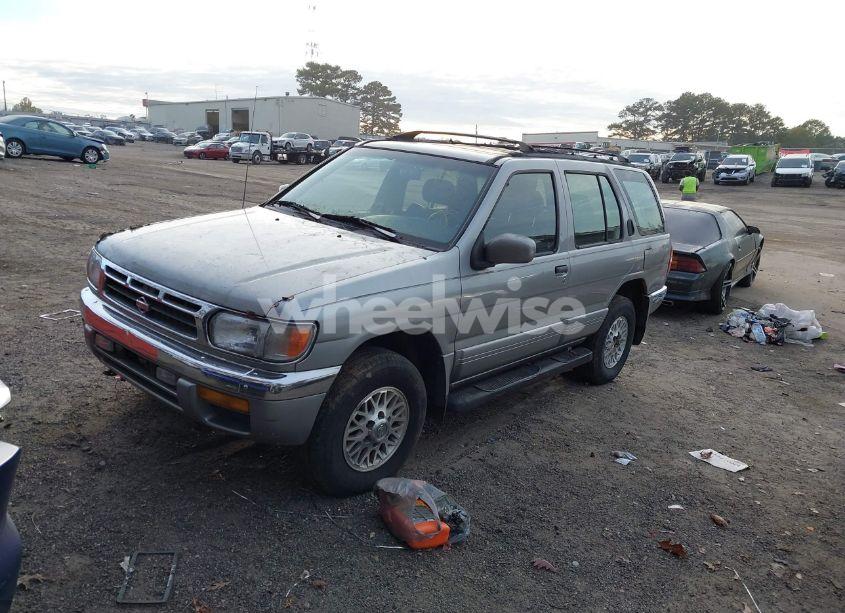 Photo 2 of 1998 Nissan Pathfinder LE/SE/XE (VIN JN8AR05Y4WW278998)
