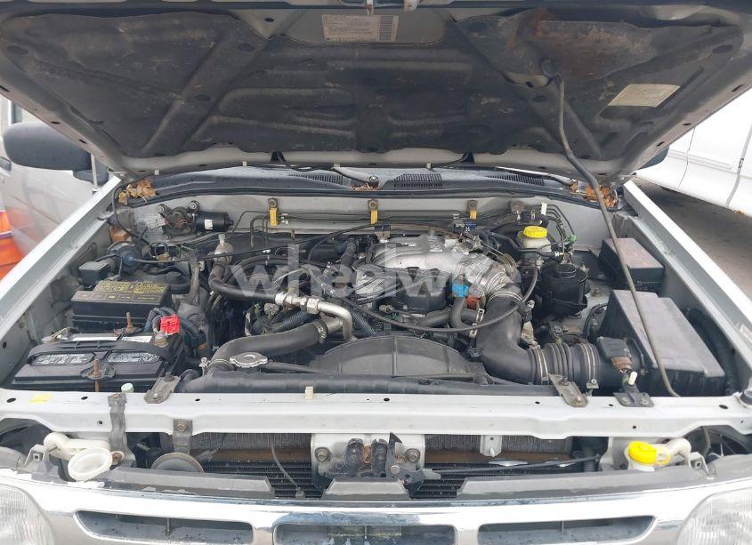Photo 10 of 1998 Nissan Pathfinder LE/SE/XE (VIN JN8AR05Y6WW239412)
