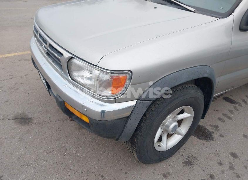 Photo 6 of 1998 Nissan Pathfinder LE/SE/XE (VIN JN8AR05Y6WW239412)
