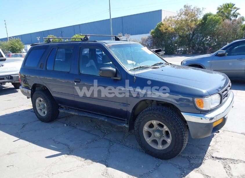 1998 Nissan Pathfinder LE/SE/XE (VIN JN8AR05Y7WW267624) main photo