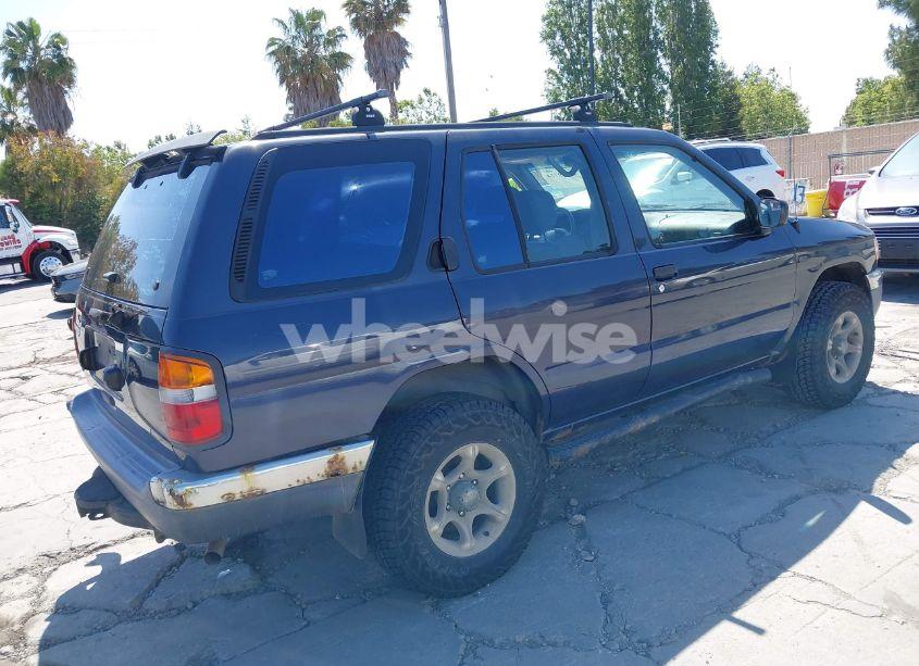 Photo 4 of 1998 Nissan Pathfinder LE/SE/XE (VIN JN8AR05Y7WW267624)