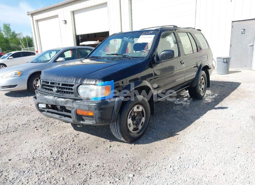 Photo 2 of 1998 Nissan Pathfinder LE/SE/XE (VIN JN8AR05Y8WW262724)