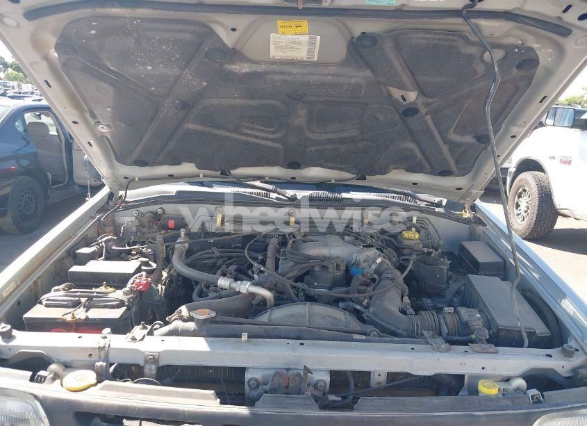 Photo 10 of 1998 Nissan Pathfinder LE/SE/XE (VIN JN8AR05YXWW225657)