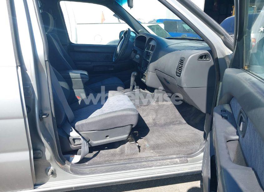 Photo 5 of 1998 Nissan Pathfinder LE/SE/XE (VIN JN8AR05YXWW225657)