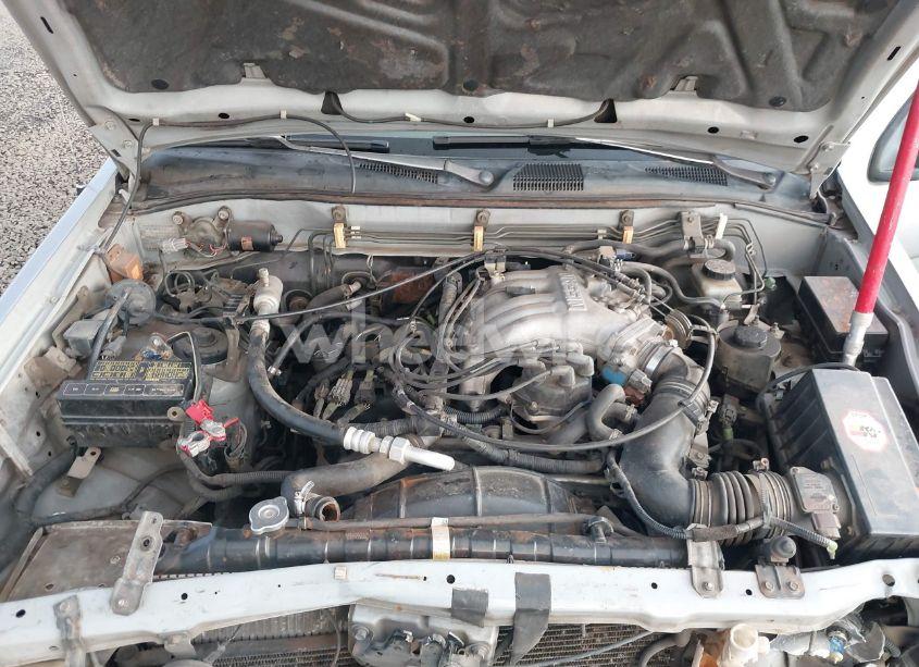 Photo 10 of 1998 Nissan Pathfinder LE/SE/XE (VIN JN8AR05YXWW234858)