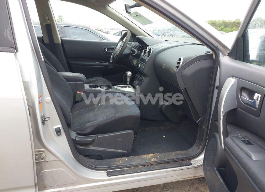 Photo 5 of 2009 Nissan Rogue S (VIN JN8AS58T69W057991)