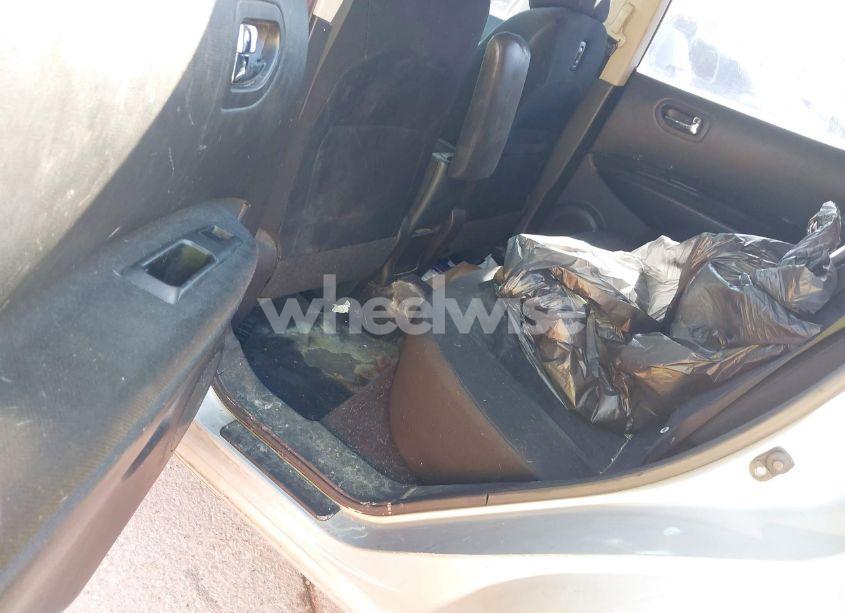 Photo 8 of 2009 Nissan Rogue S (VIN JN8AS58T89W322801)